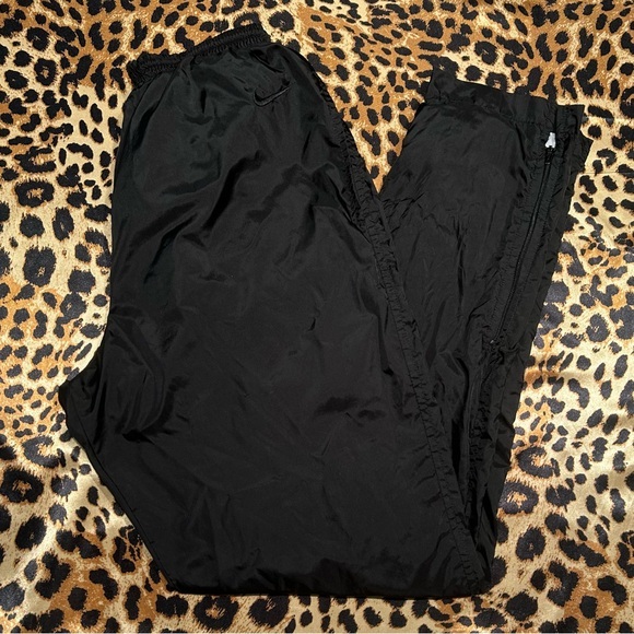 Vintage 90s Nike Black Wind Pants with Zipper Ankle - Picture 1 of 7